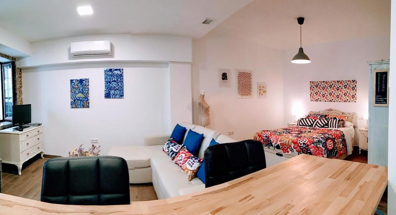 קורדובה Loft Jazmin Junto A Puente Romano מראה חיצוני תמונה